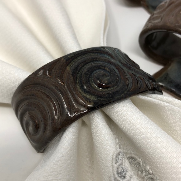Pottery Napkin Rings - Swirl Design - Set of 5 - Picture 3 of 6